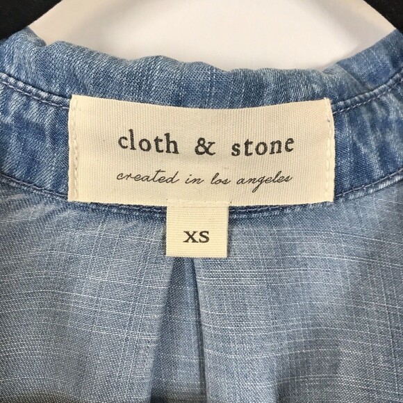 Anthropologie Cloth & Stone Women's Split Back Chambray Top Size XS Button Up - Picture 6 of 8
